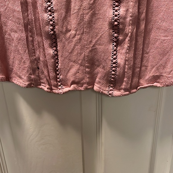 Active USA mauve sleeveless blouse with black tie ribbon size medium pretty top - Picture 5 of 8